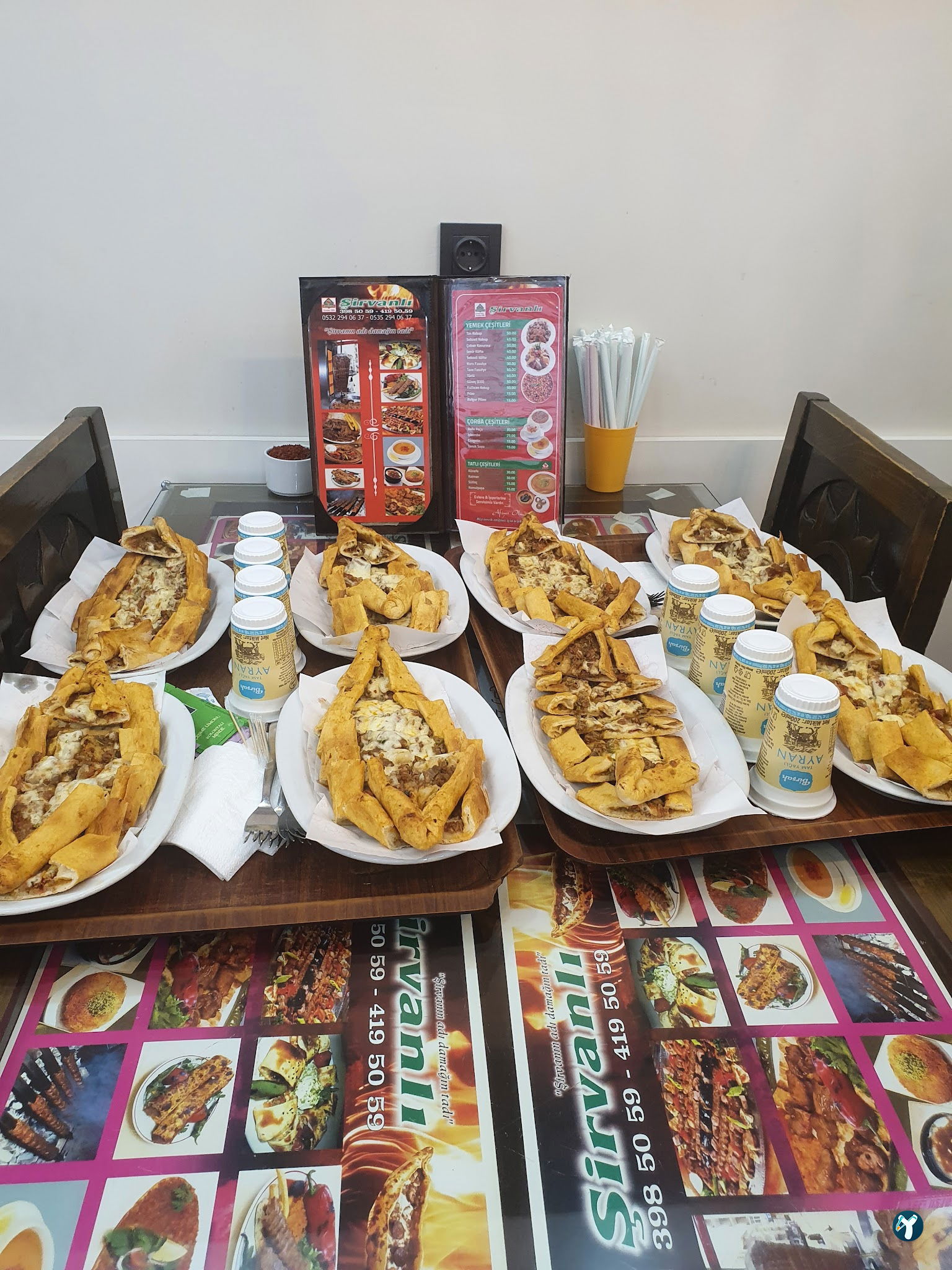 Şirvanlı Kebap Lahmacun Döner İskender Salonu