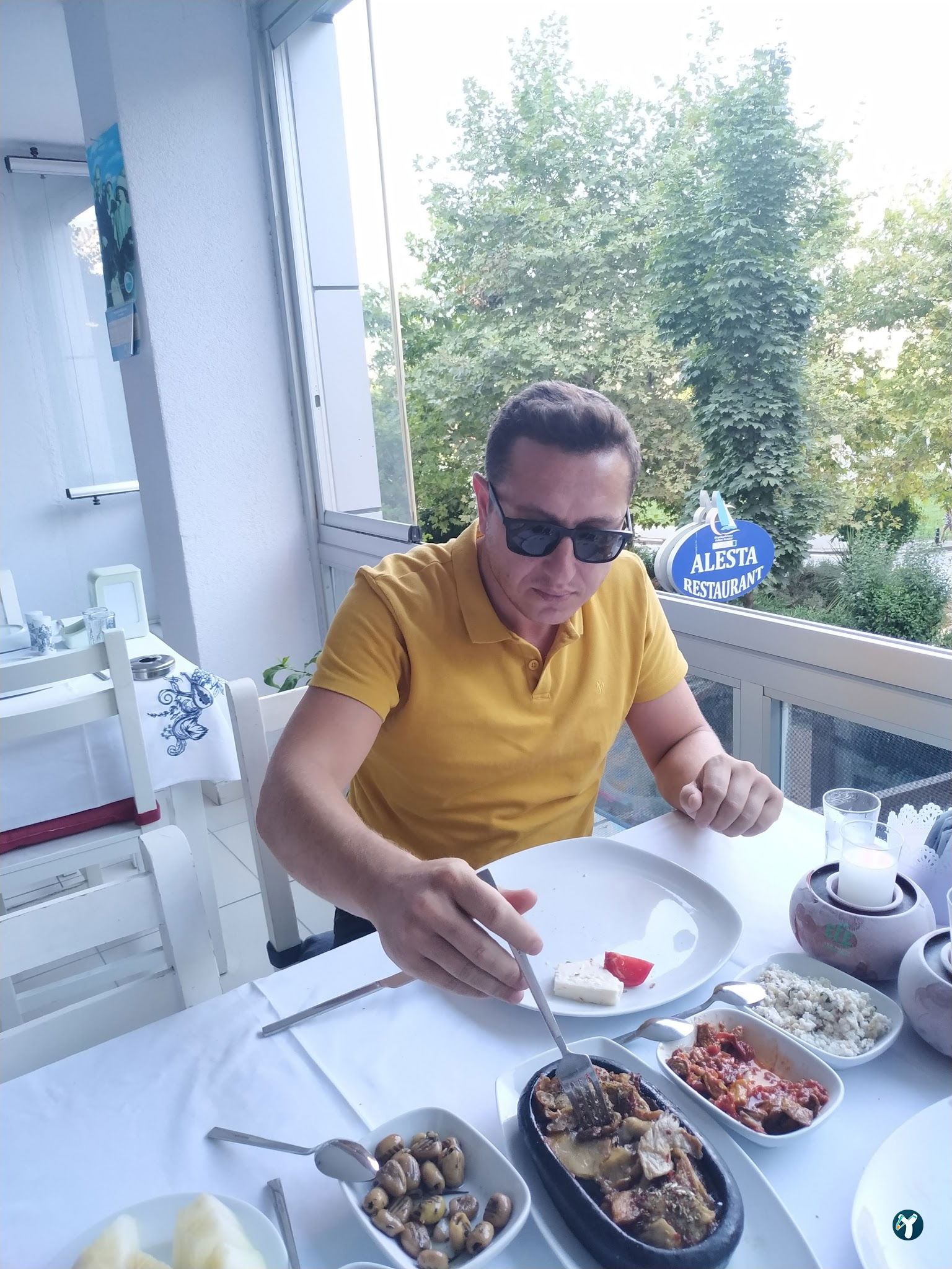 Alesta Restaurant