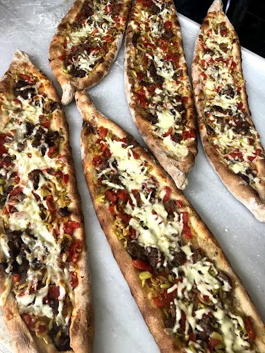 Karatay Pide Ve Çiğköfteci Ömer Usta