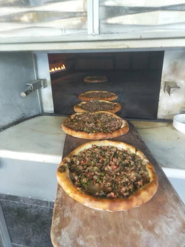 Karatay Pide Ve Çiğköfteci Ömer Usta