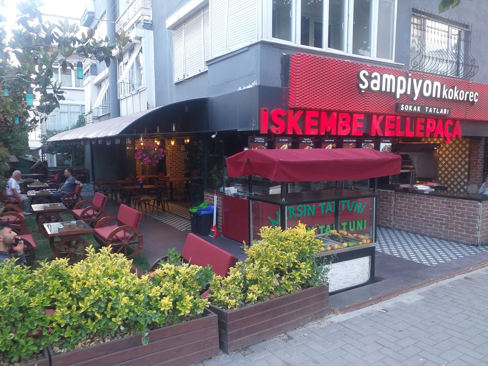 Şampiyon Kokoreç Büyükçekmece