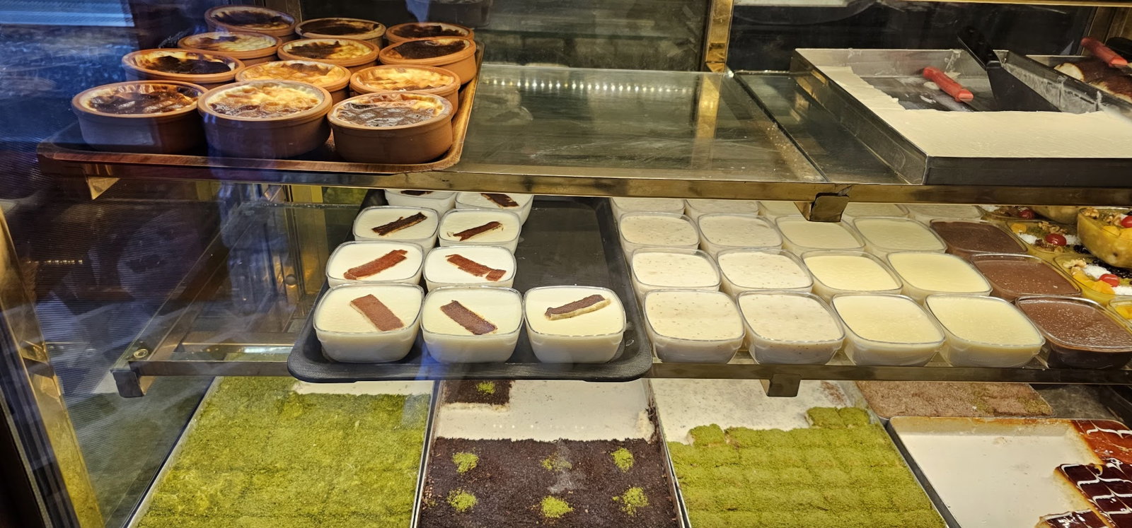 Kadıköy Saray Muhallebicisi