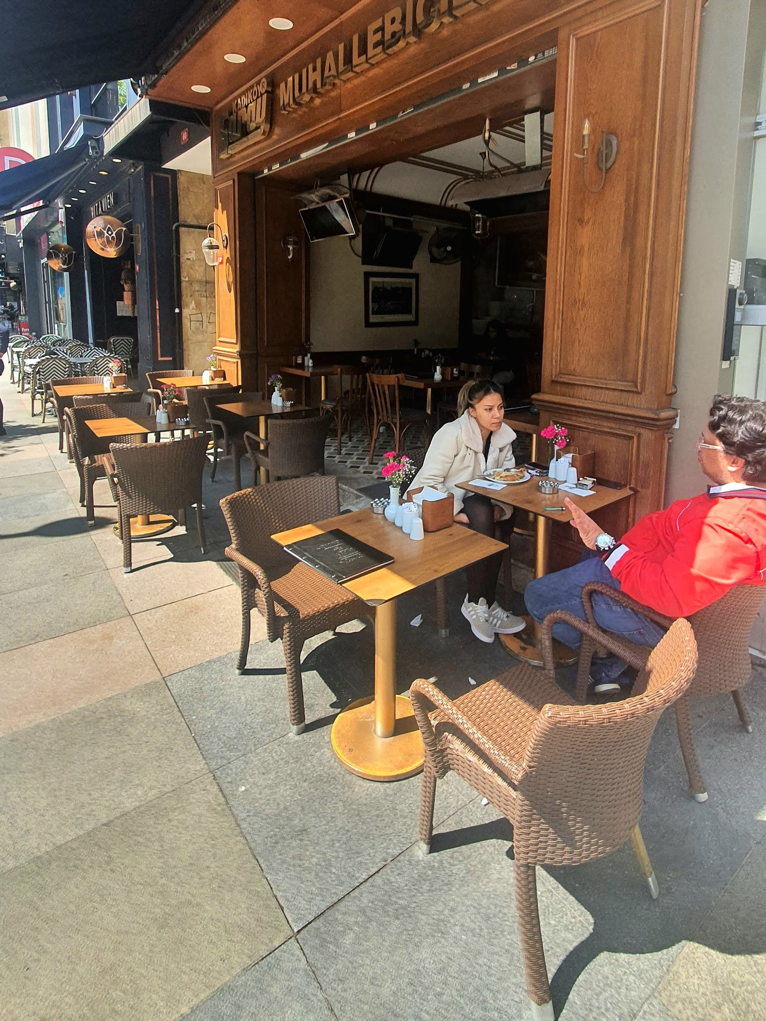 Kadıköy Saray Muhallebicisi