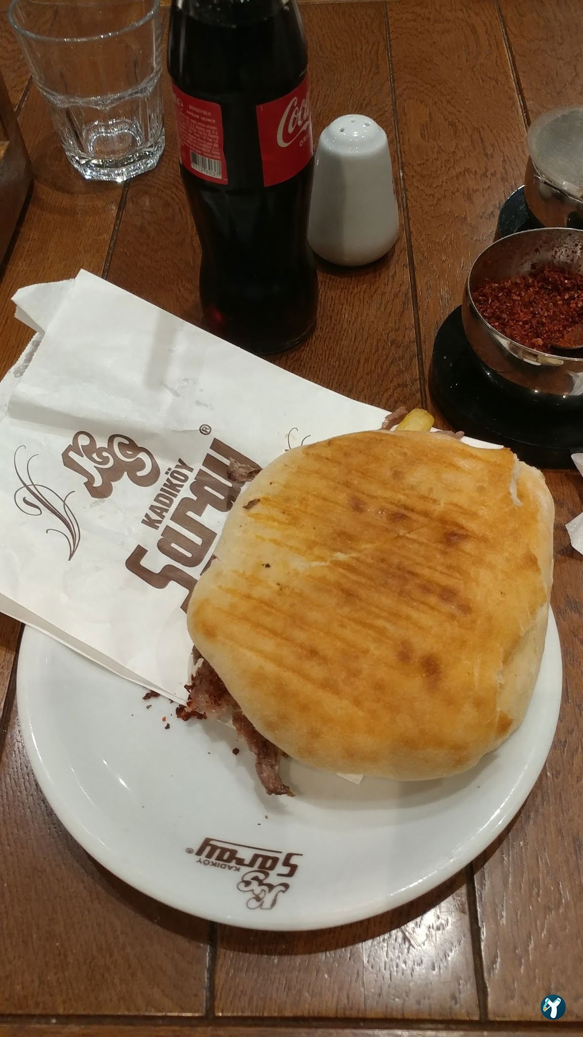 Kadıköy Saray Muhallebicisi