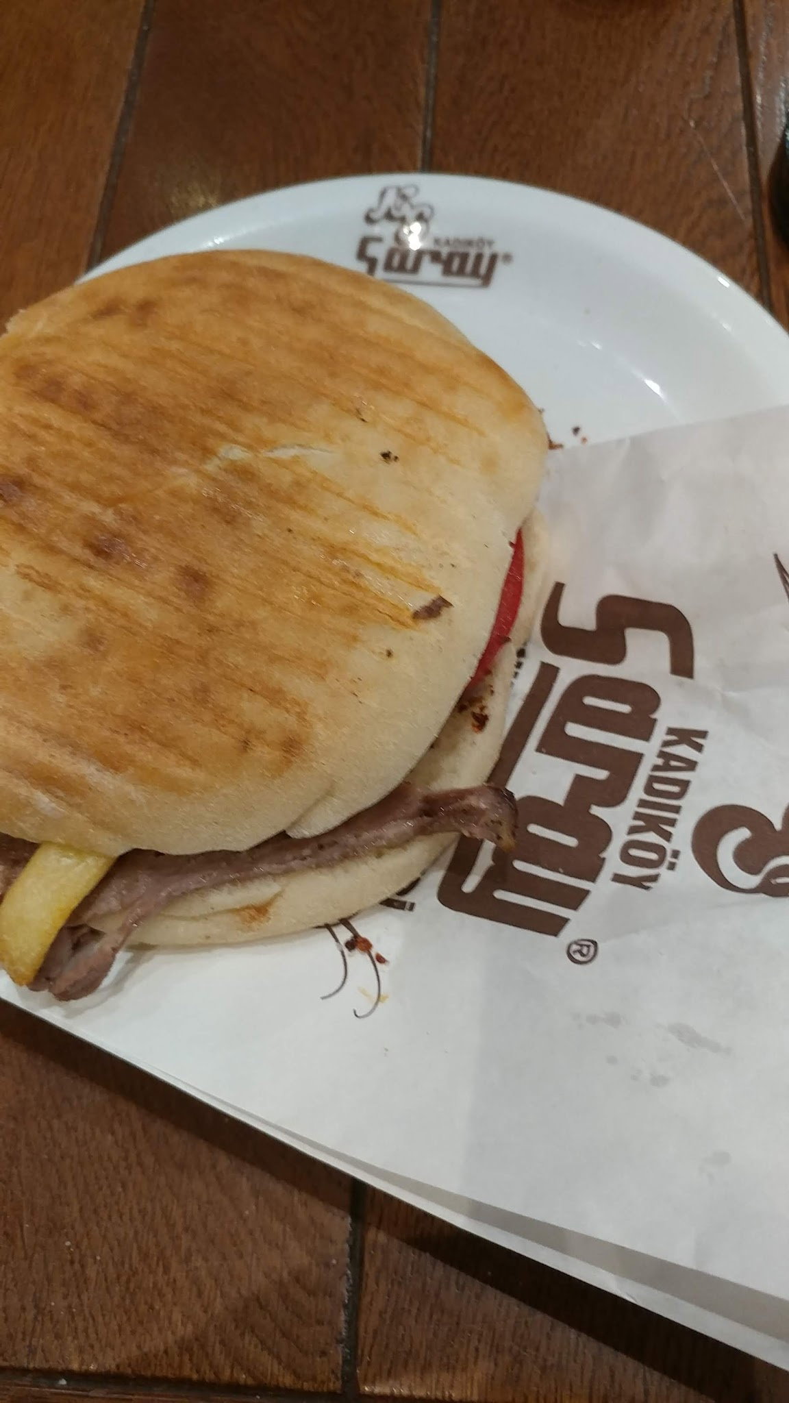 Kadıköy Saray Muhallebicisi