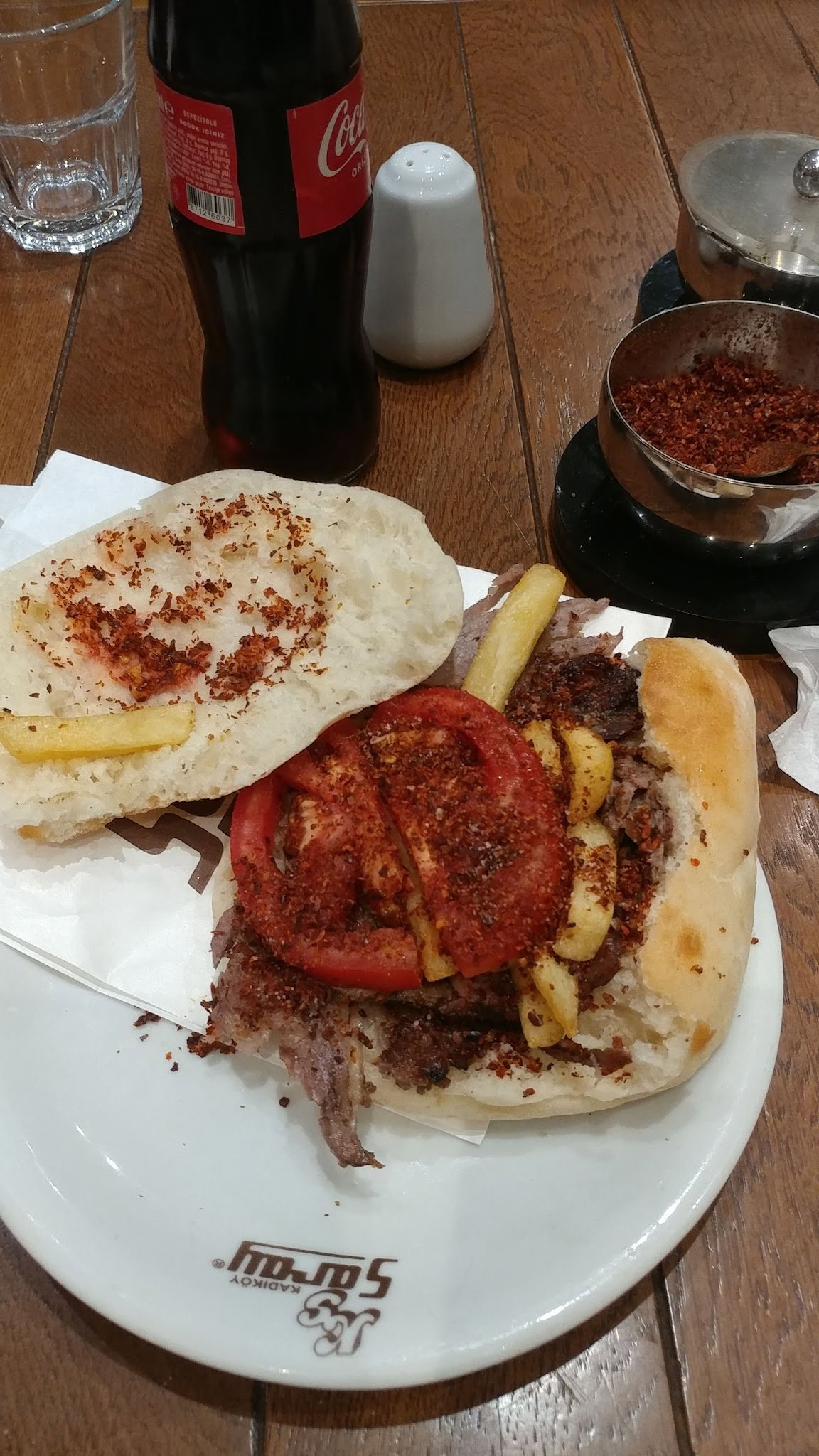 Kadıköy Saray Muhallebicisi