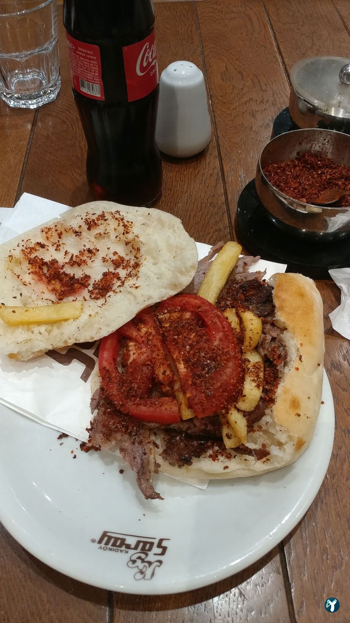Kadıköy Saray Muhallebicisi