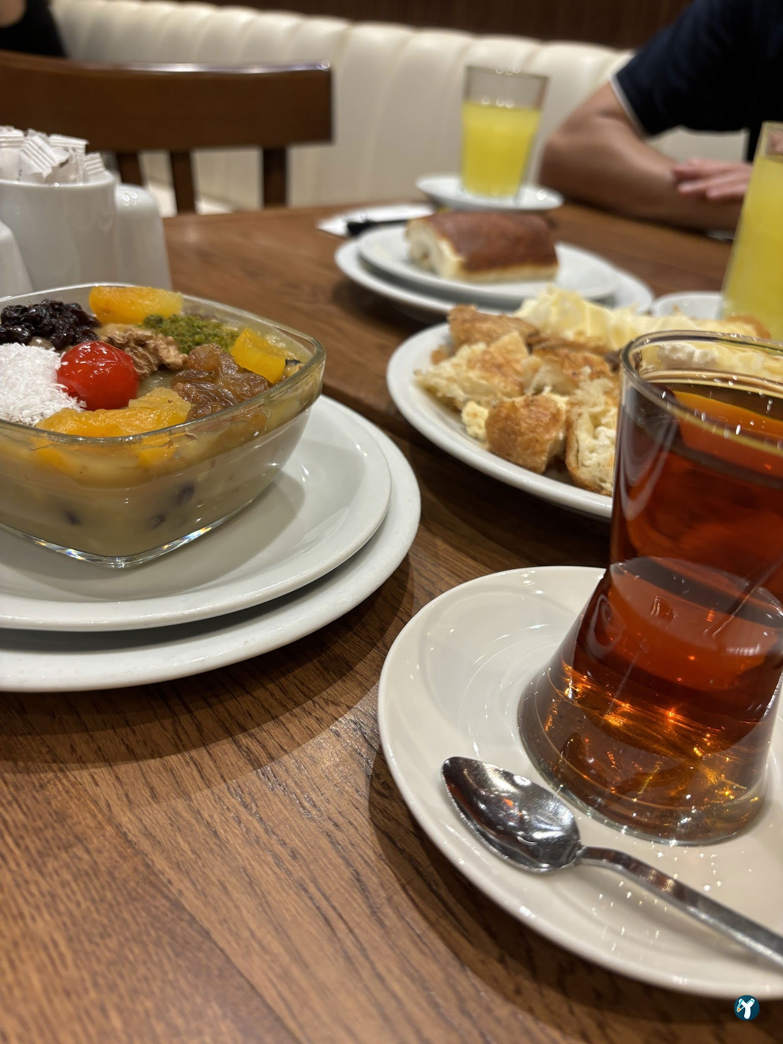 Kadıköy Saray Muhallebicisi