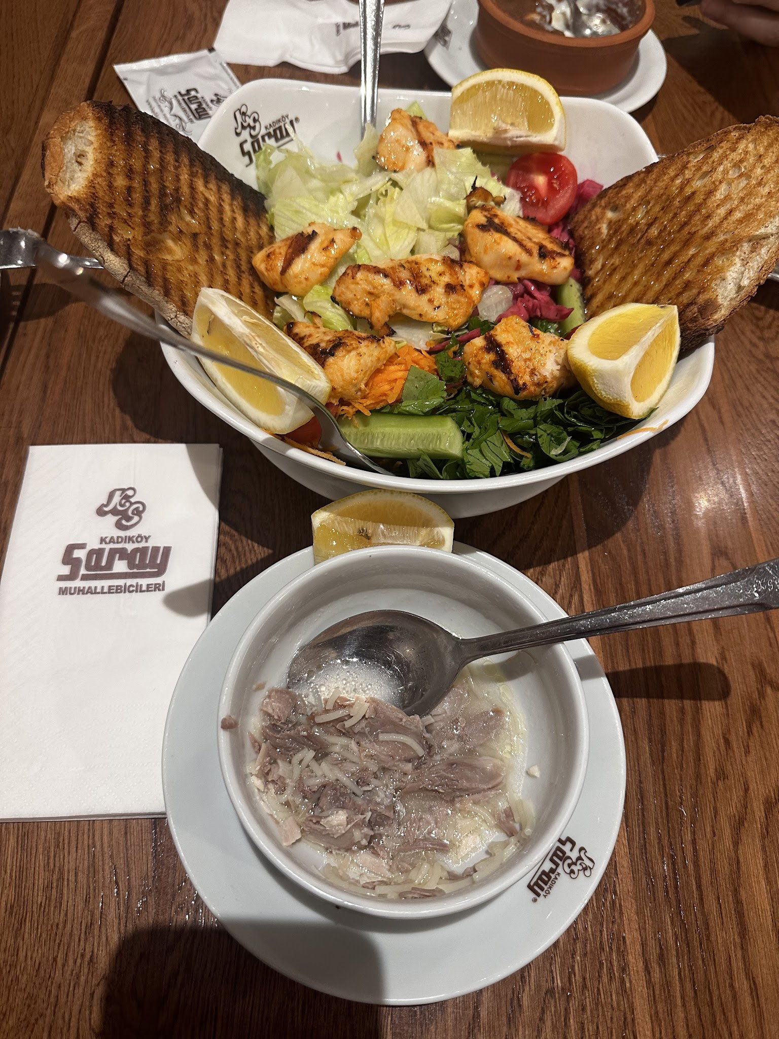 Kadıköy Saray Muhallebicisi