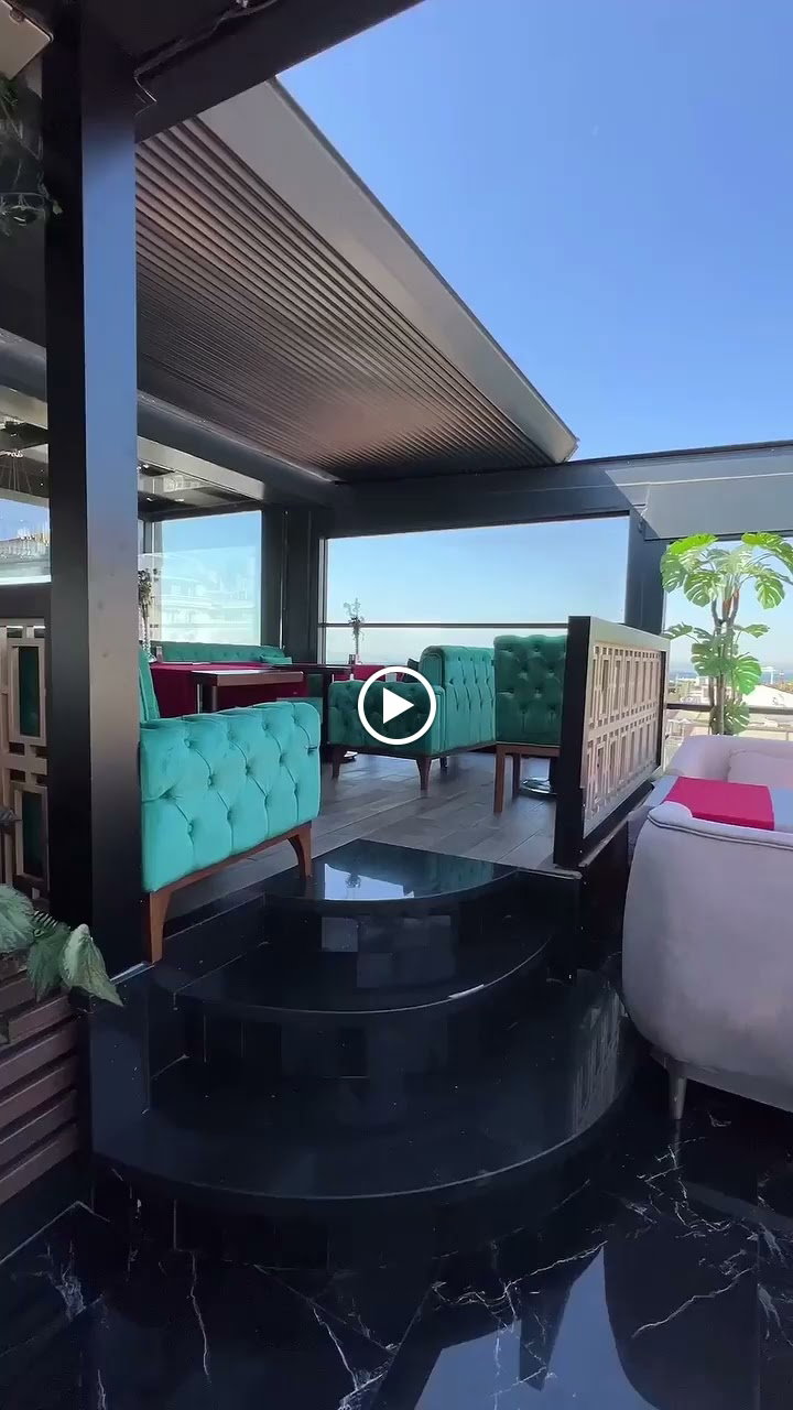 Queb Rooftop Restaurant