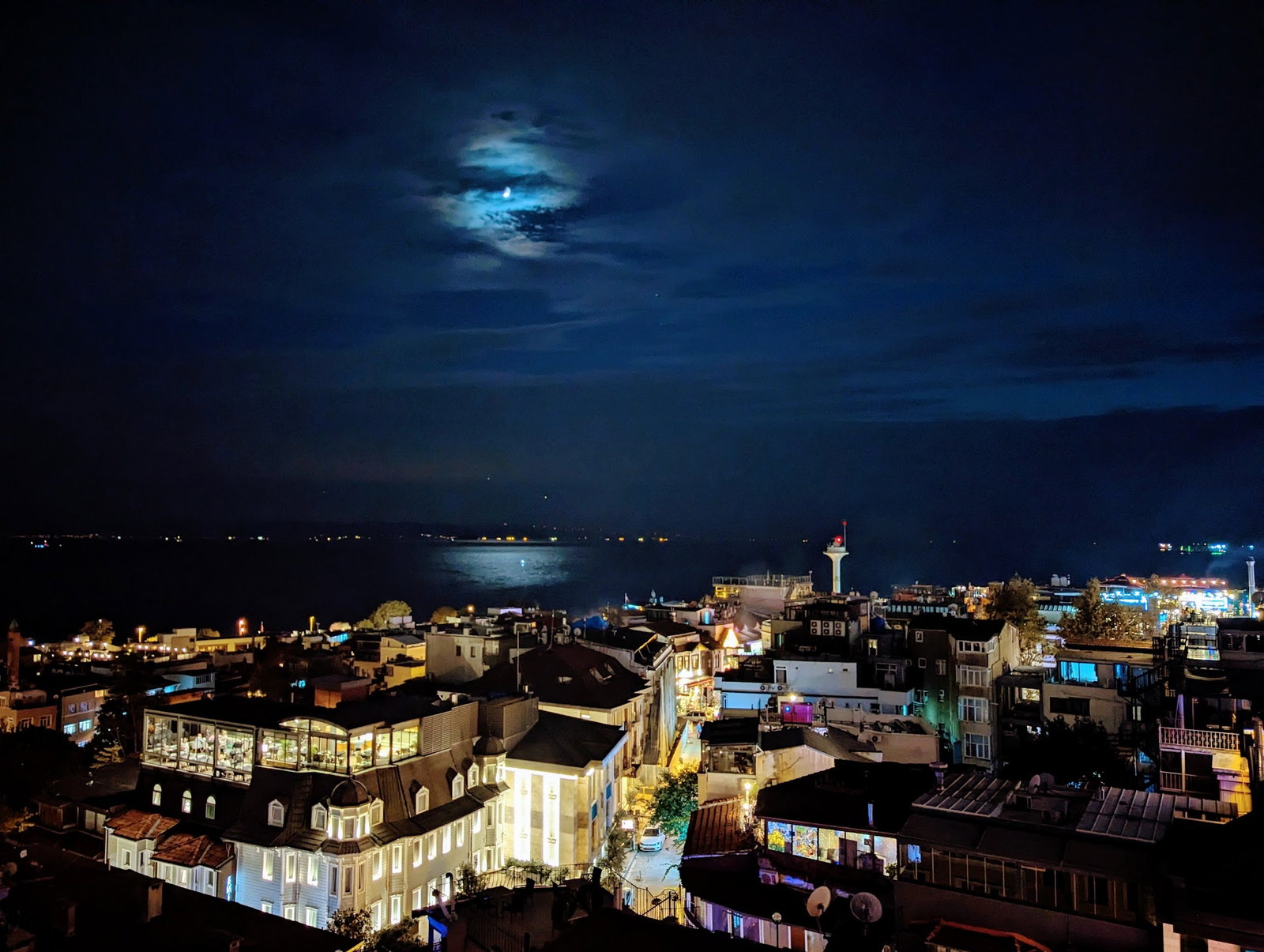 Queb Rooftop Restaurant