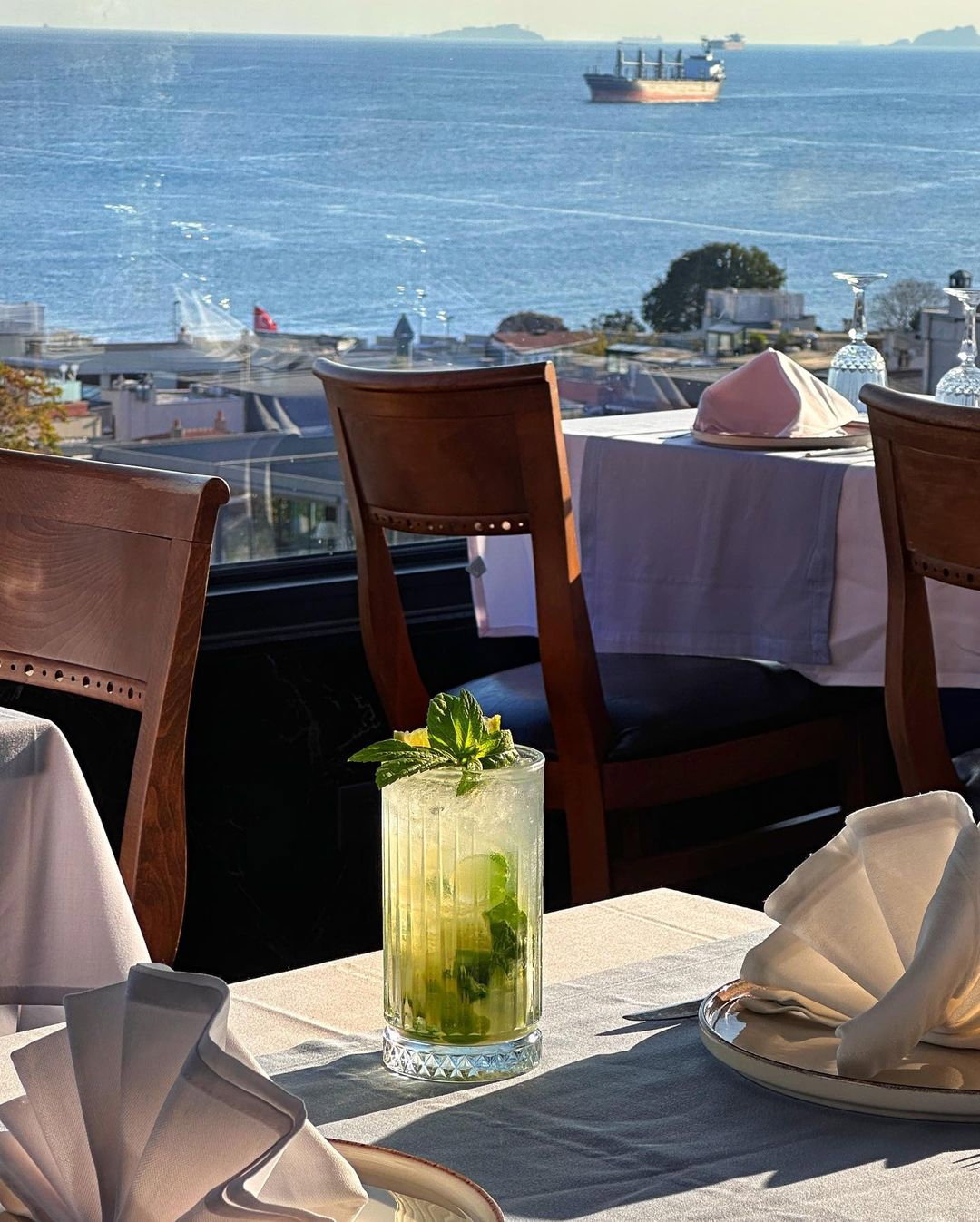Queb Rooftop Restaurant