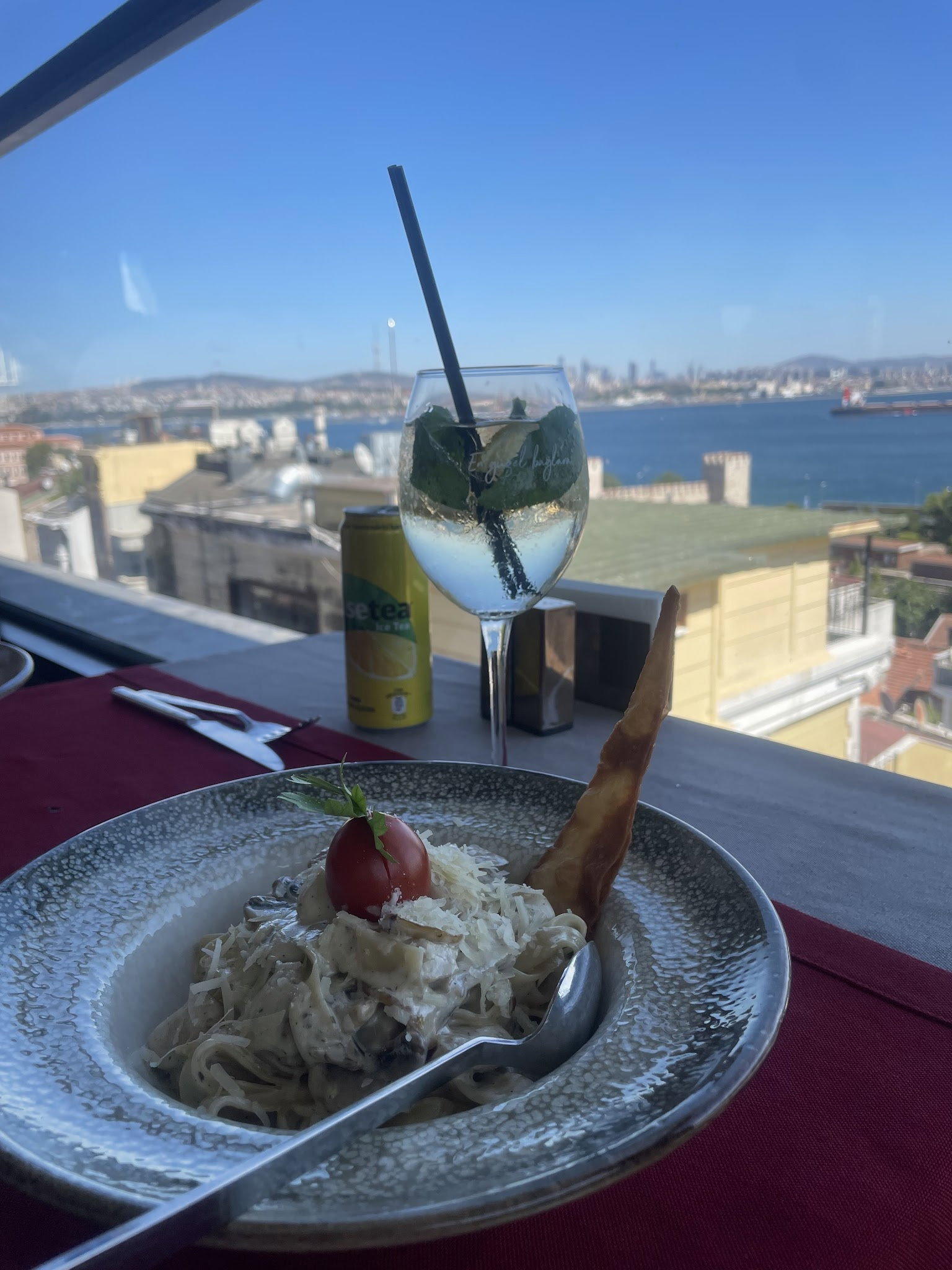 Queb Rooftop Restaurant