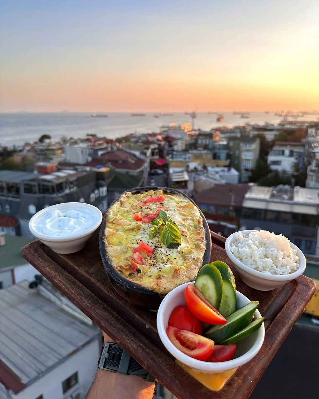 Queb Rooftop Restaurant