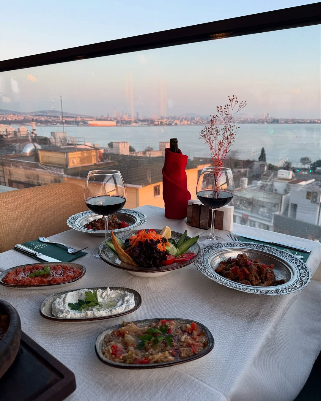 Queb Rooftop Restaurant