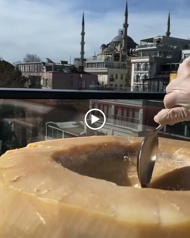 Queb Rooftop Restaurant