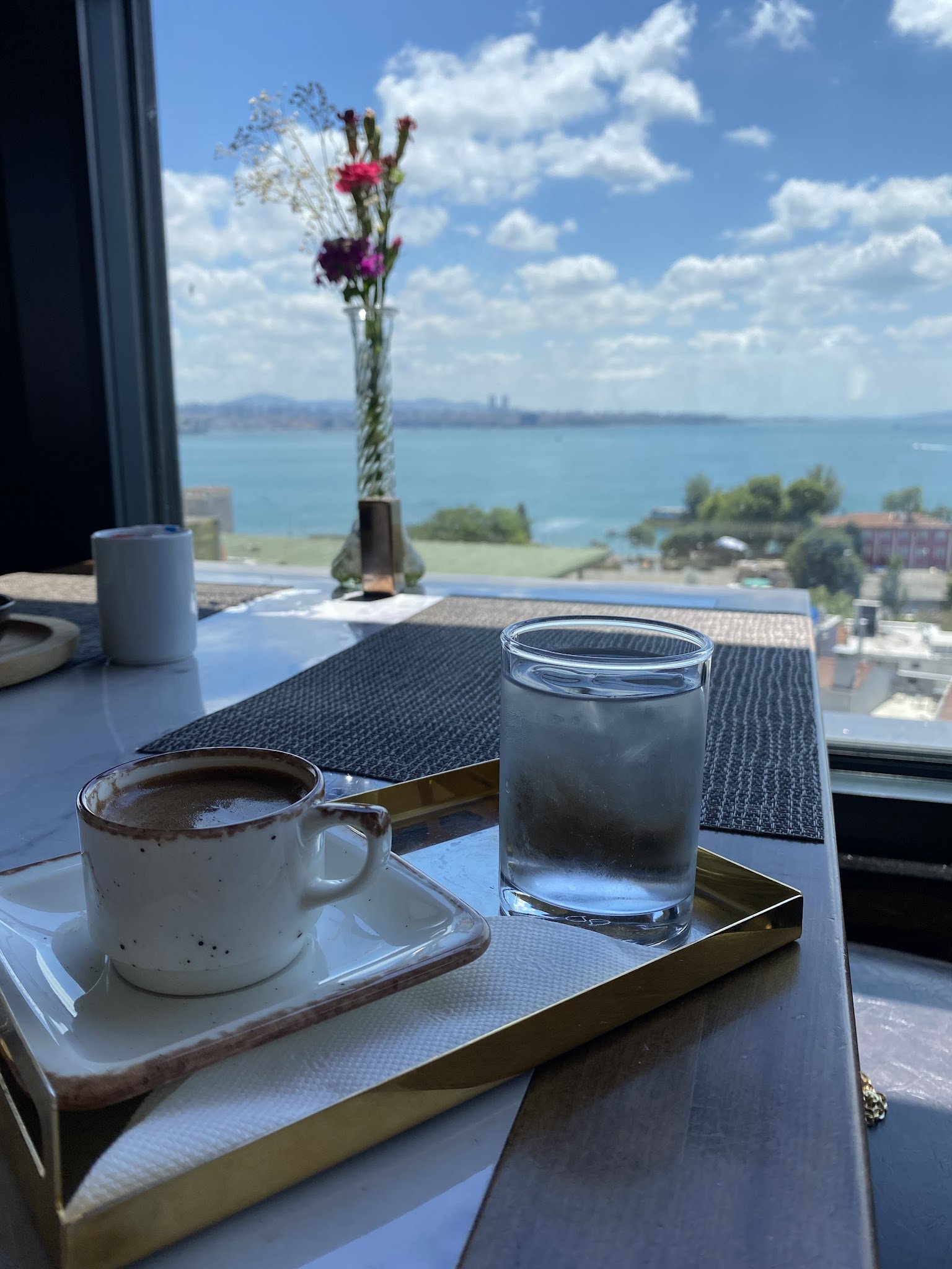 Queb Rooftop Restaurant