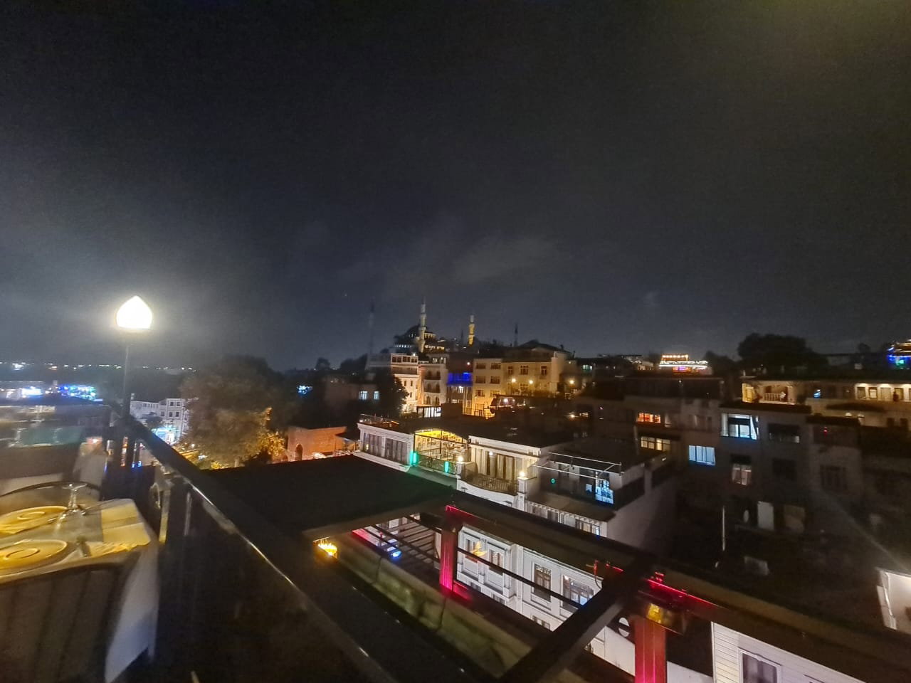 Queb Rooftop Restaurant