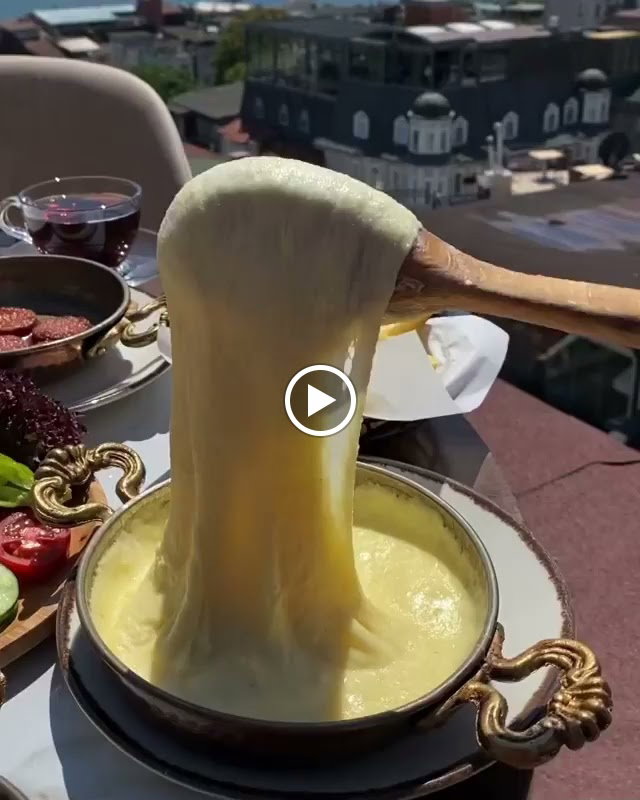Queb Rooftop Restaurant