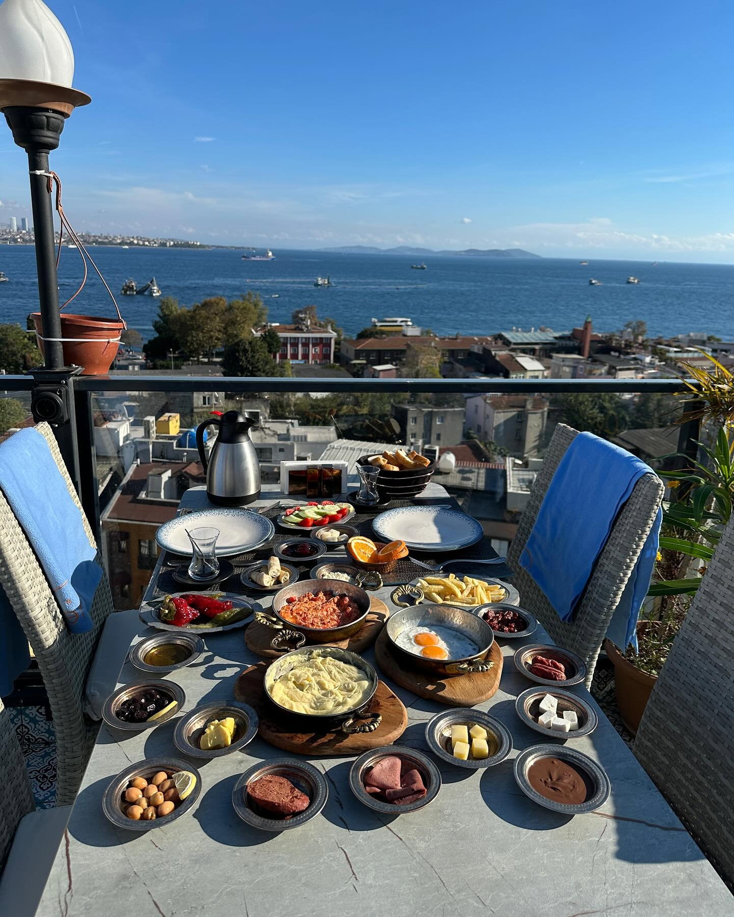 Queb Rooftop Restaurant
