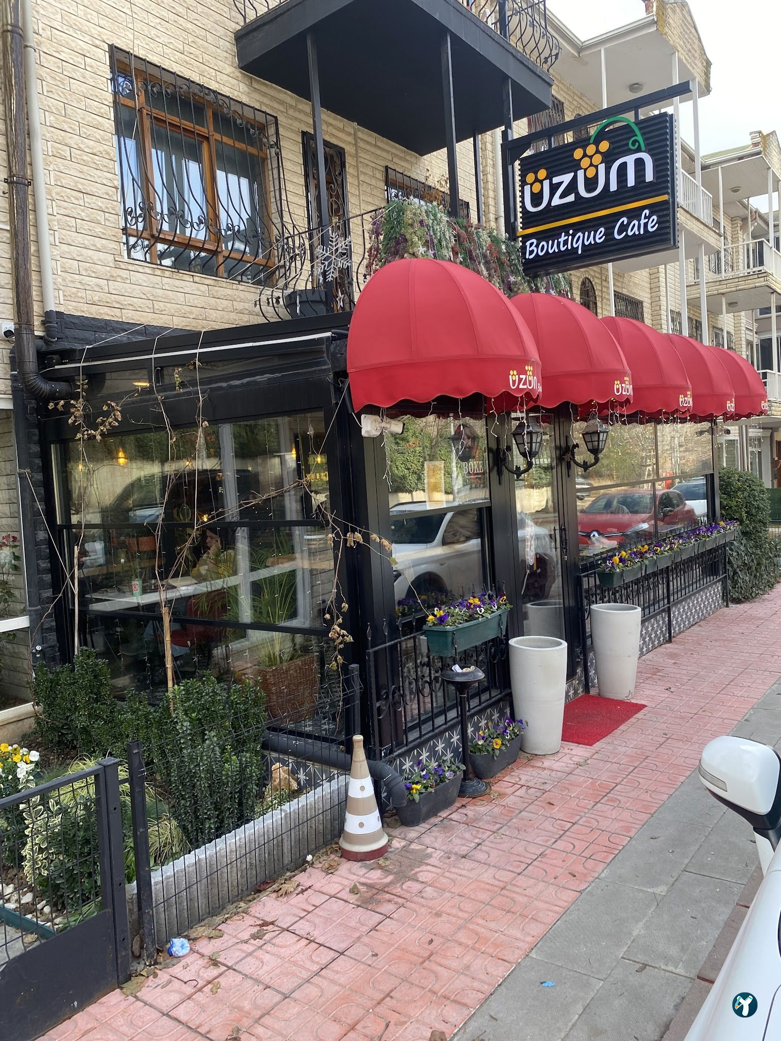 Üzüm Cafe