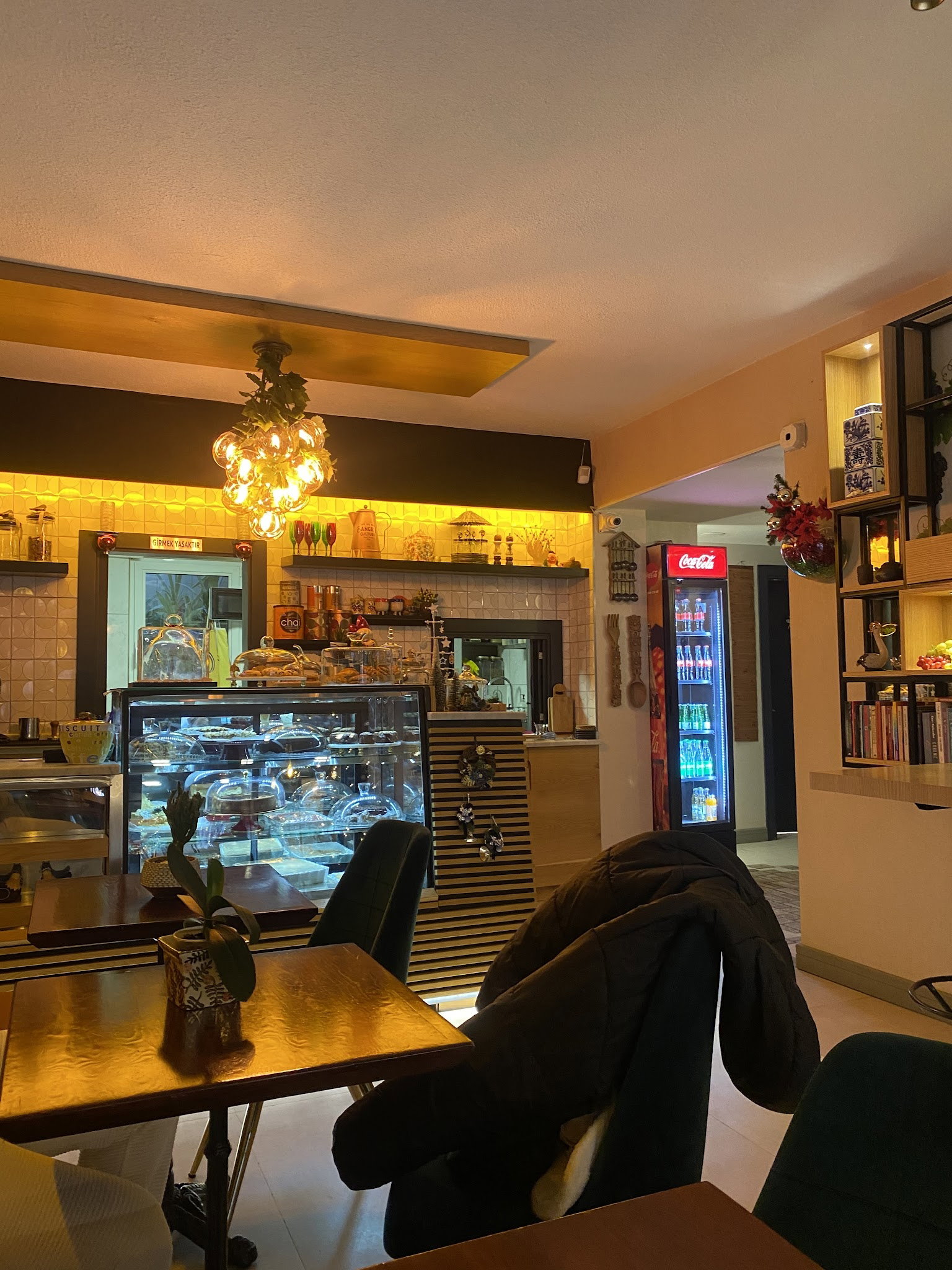 Üzüm Cafe