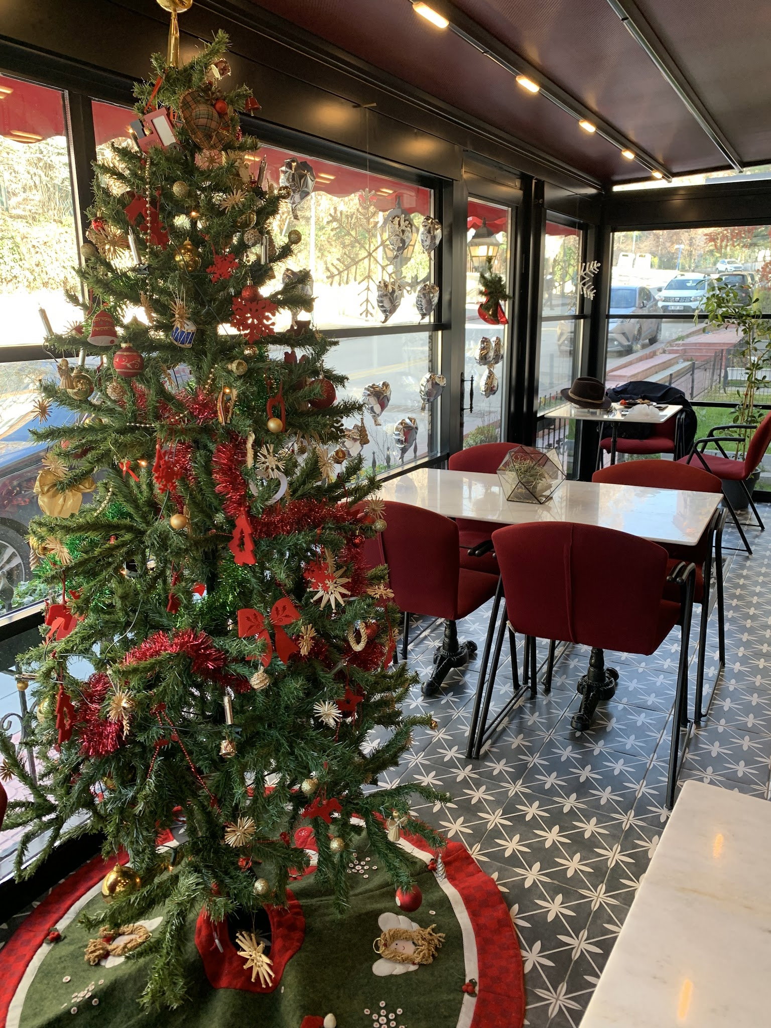 Üzüm Cafe