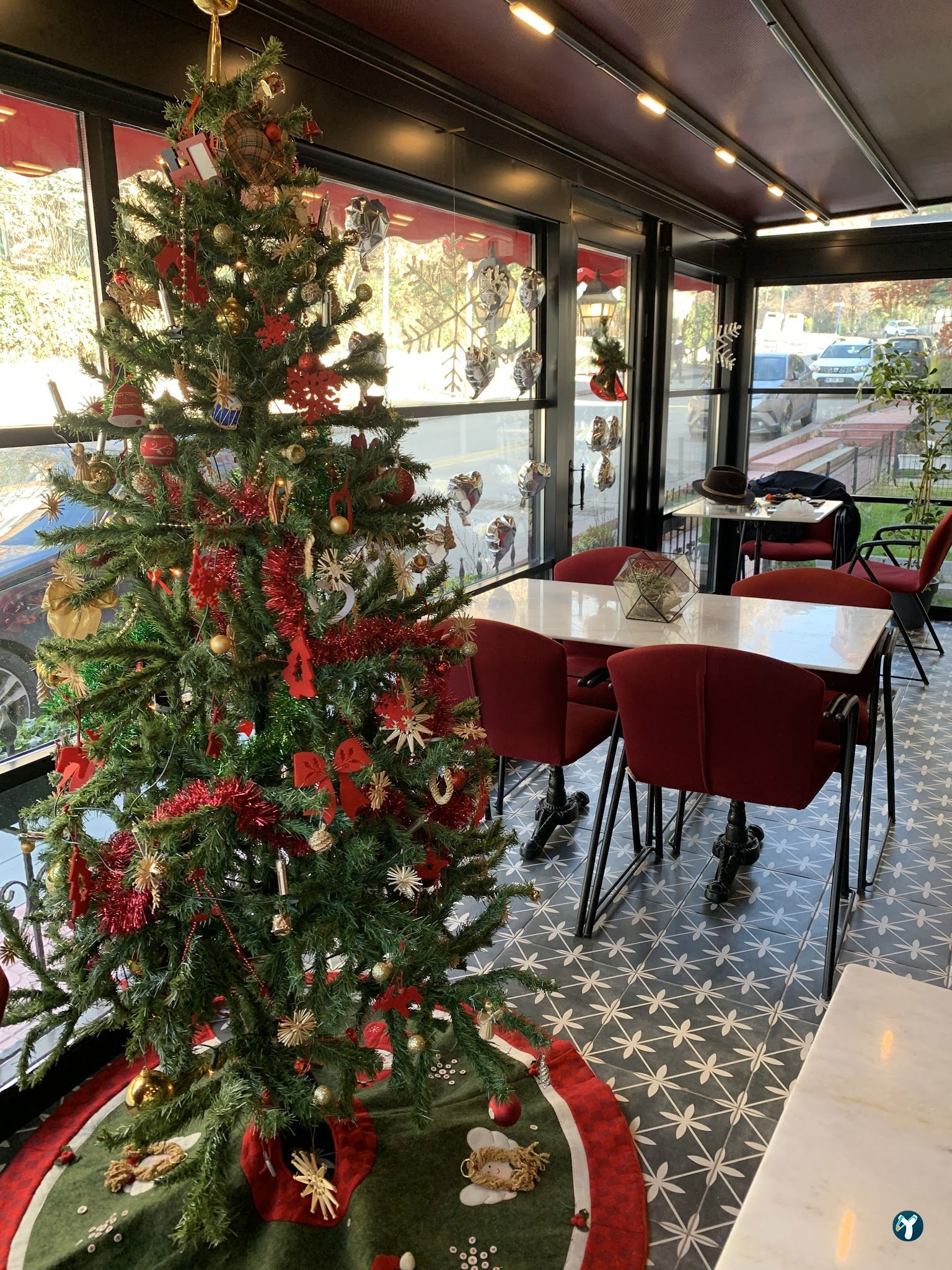 Üzüm Cafe