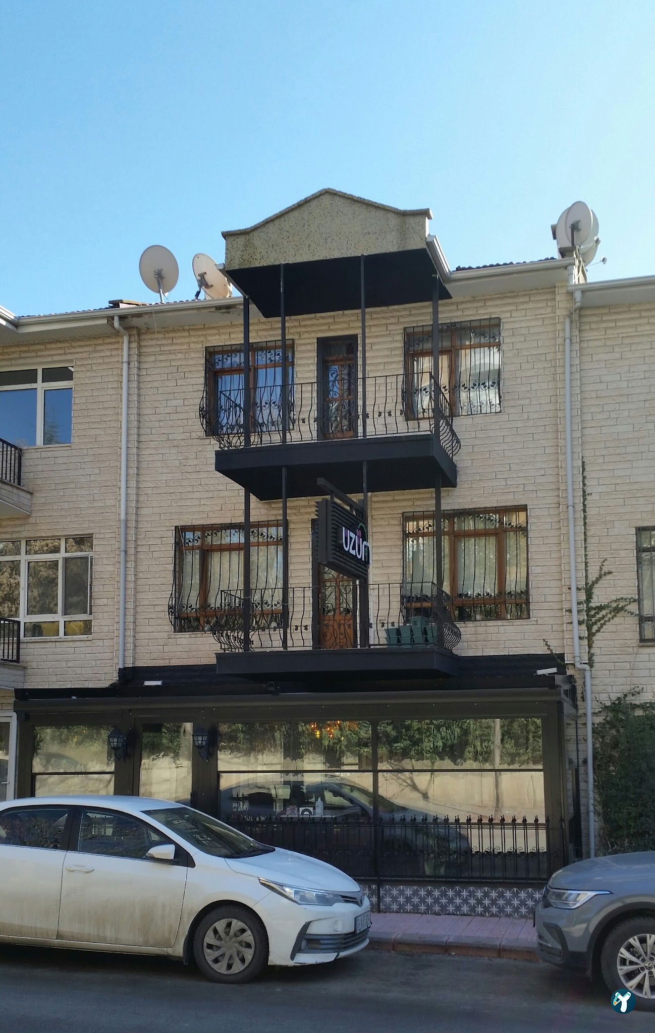Üzüm Cafe