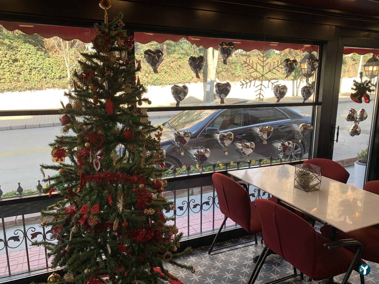 Üzüm Cafe