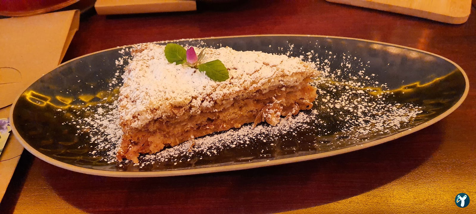 Üzüm Cafe