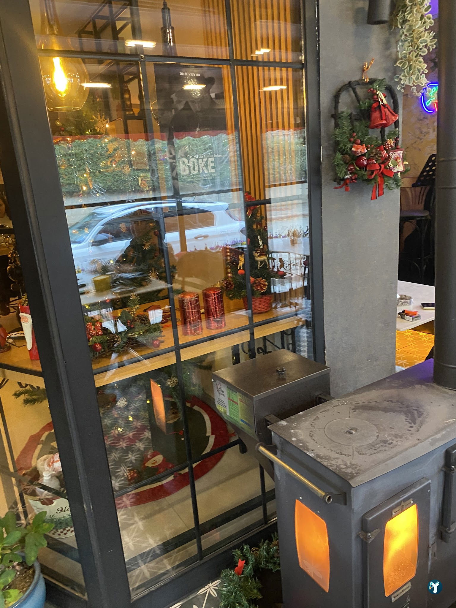 Üzüm Cafe
