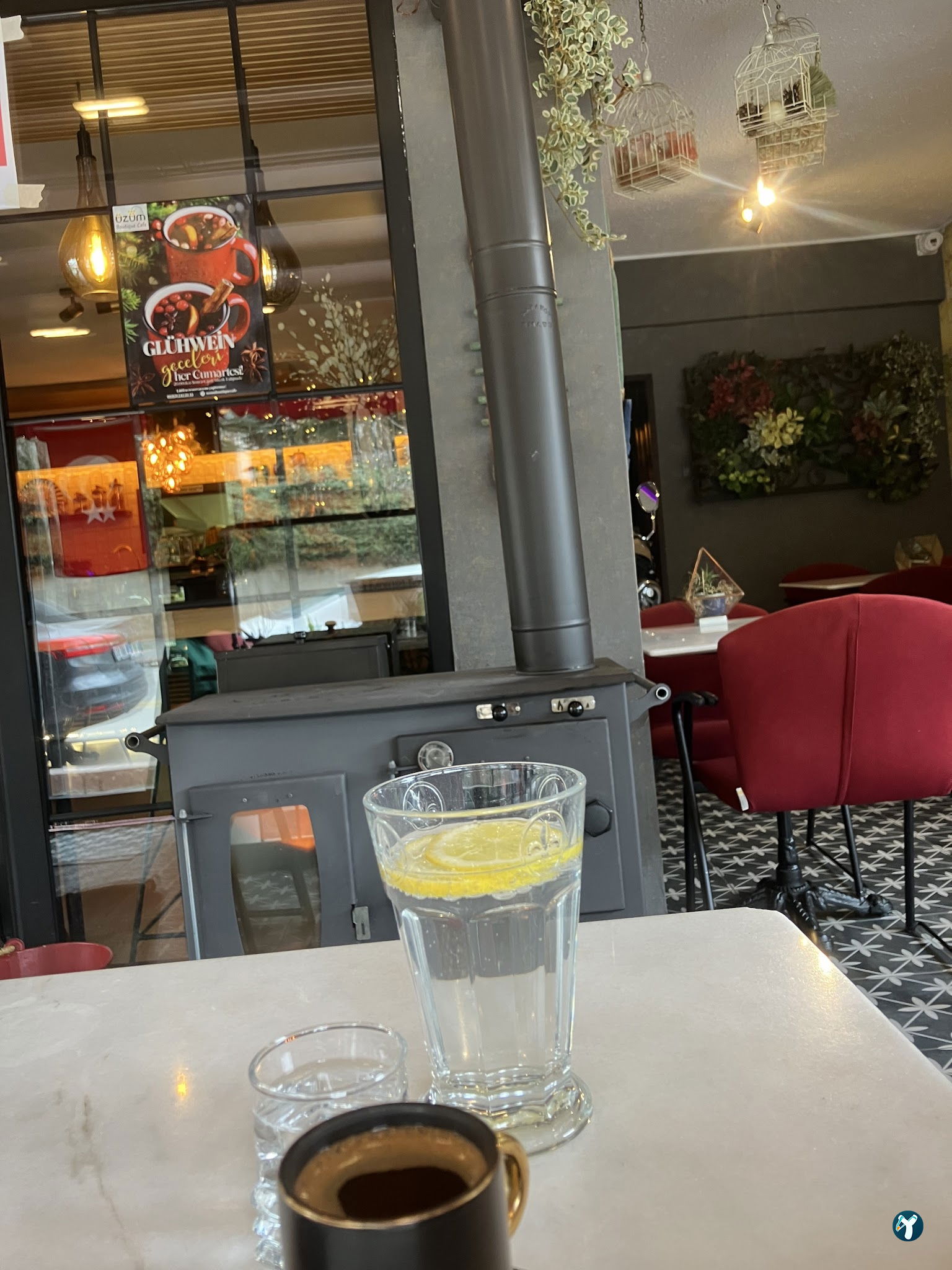 Üzüm Cafe