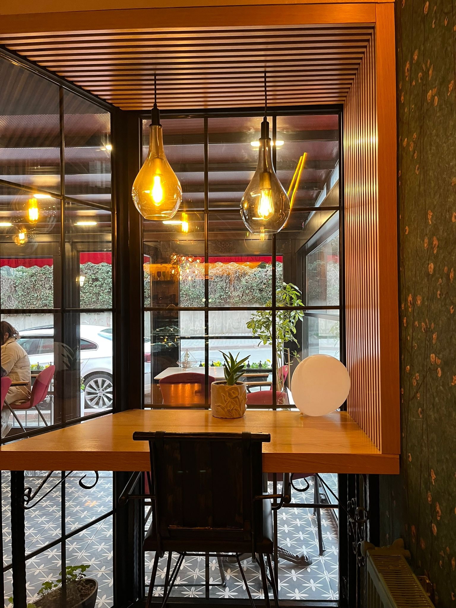 Üzüm Cafe
