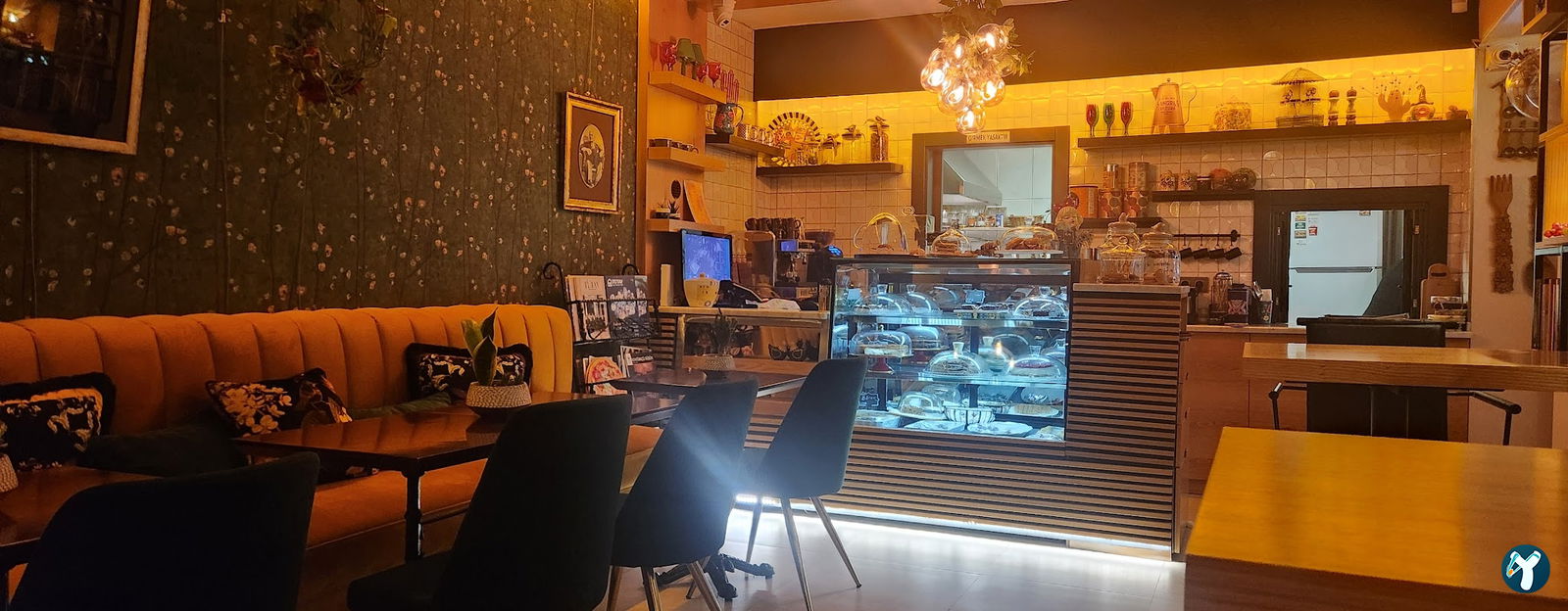 Üzüm Cafe