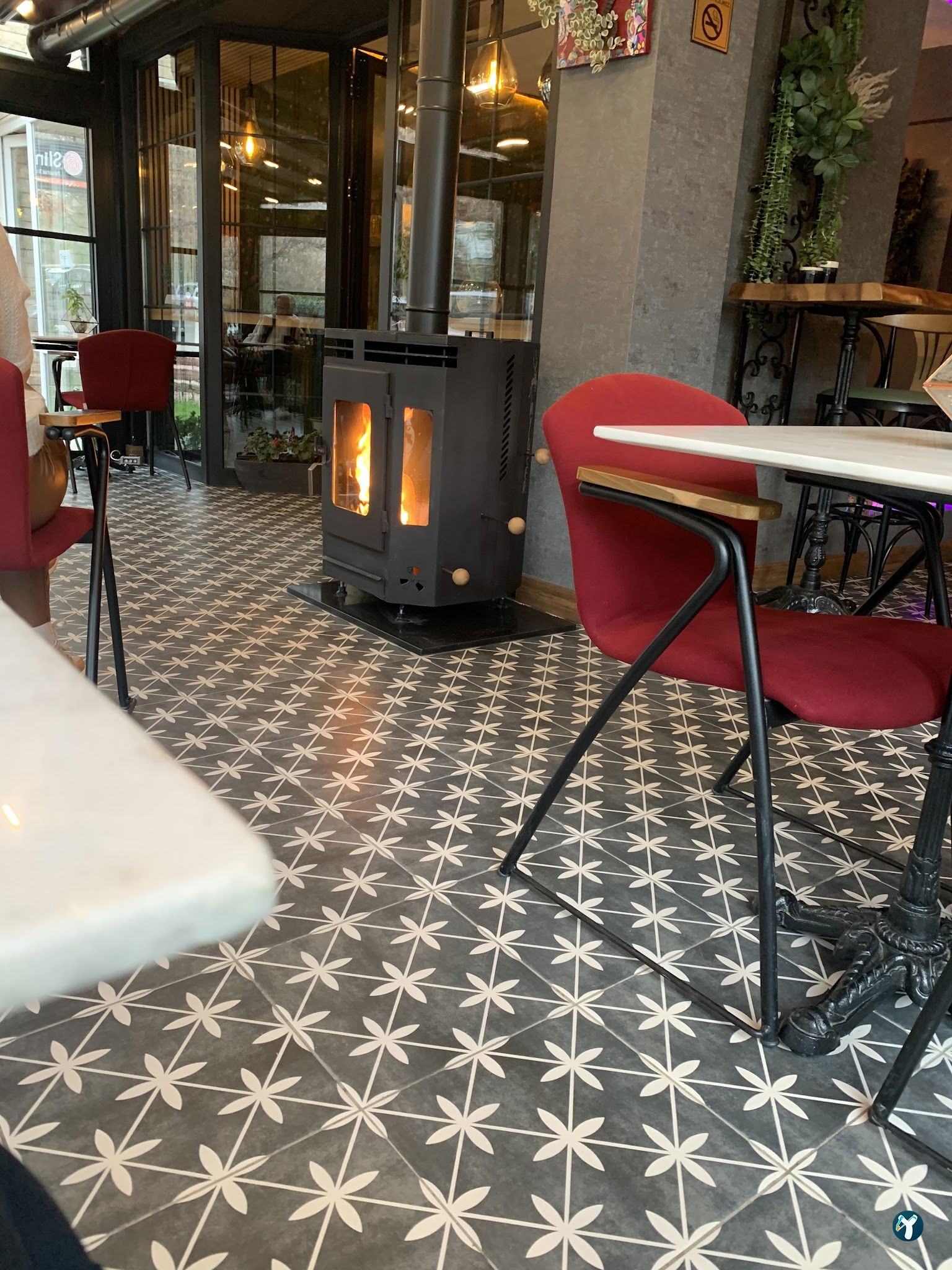 Üzüm Cafe