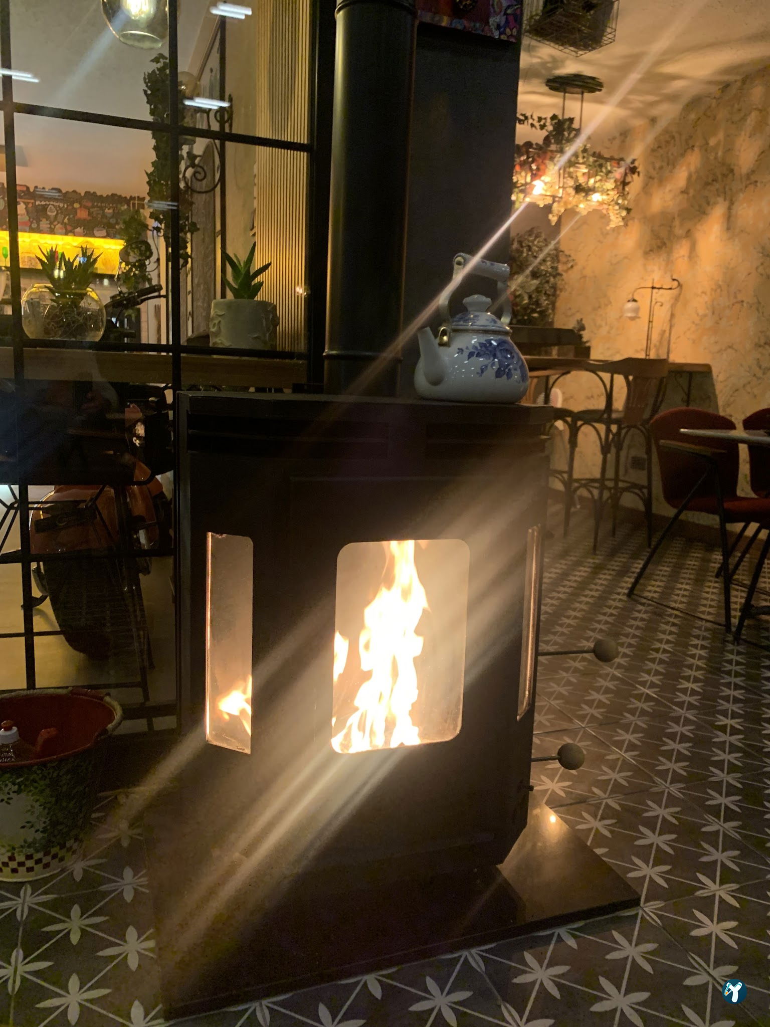 Üzüm Cafe
