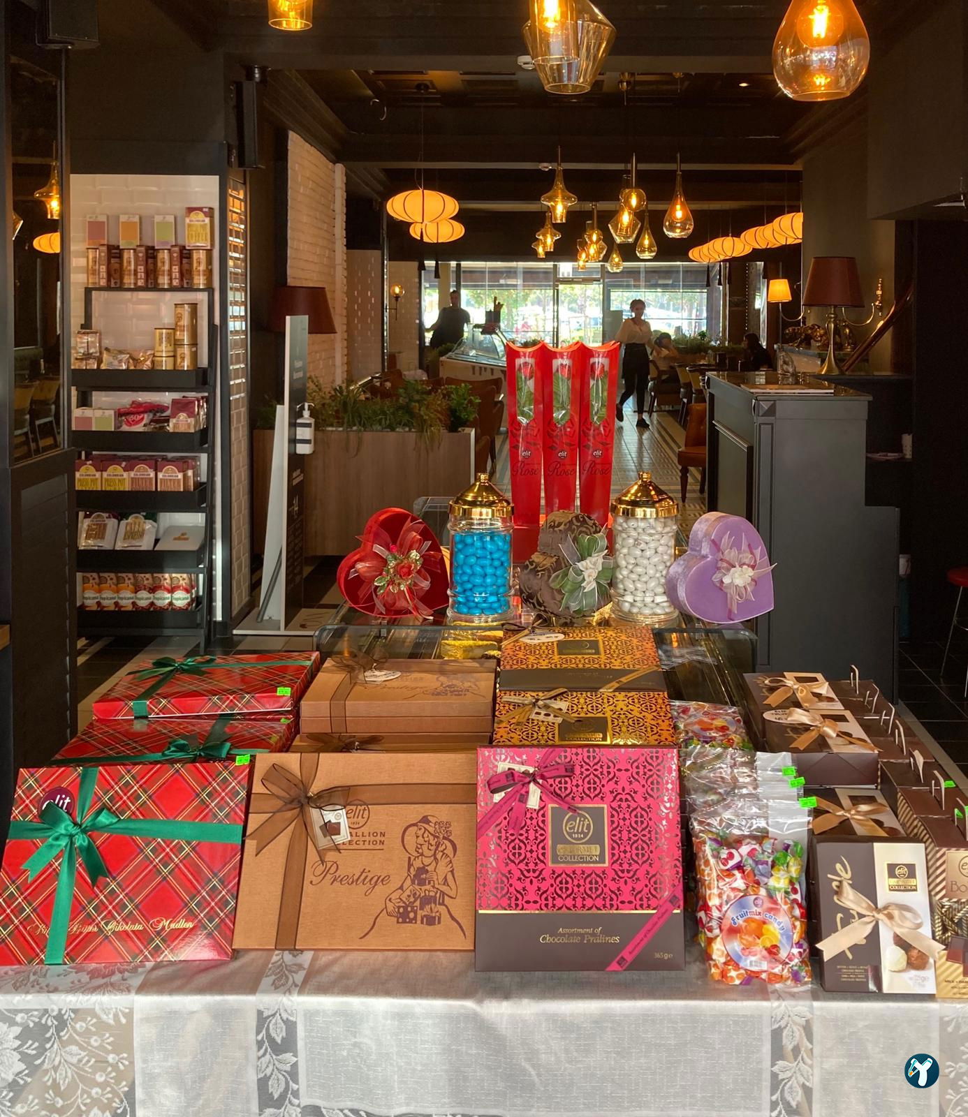 Onx Cafe Patisserie