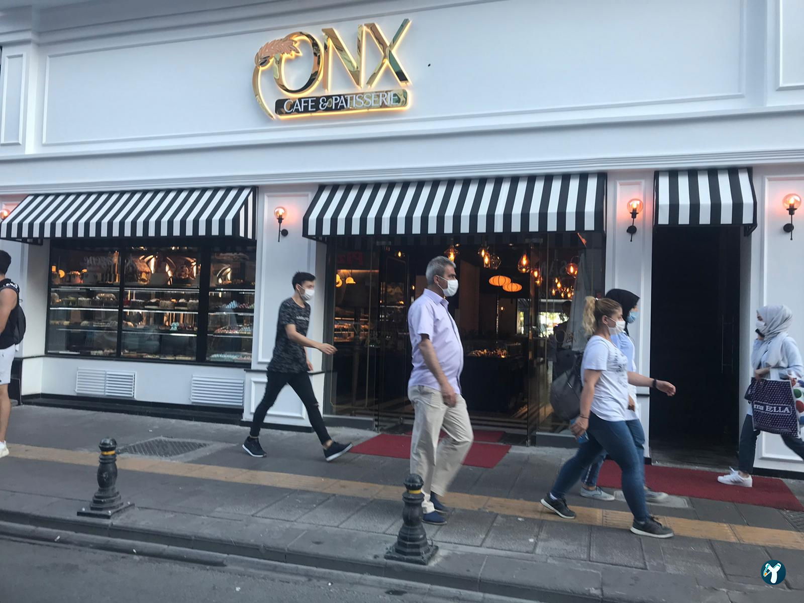 Onx Cafe Patisserie