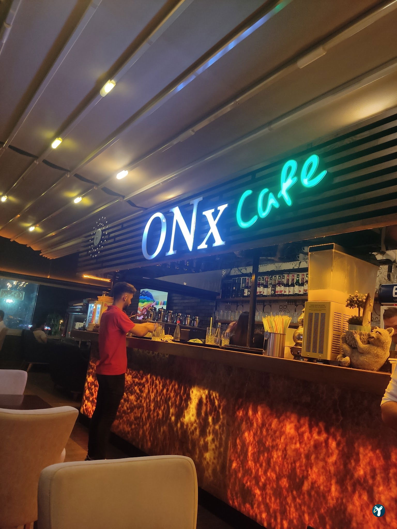 Onx Cafe Patisserie