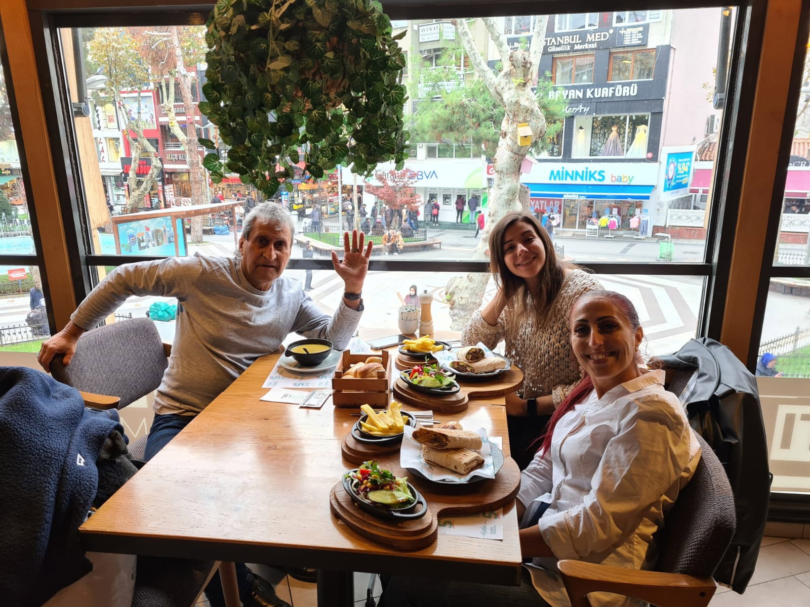 Onx Cafe Patisserie