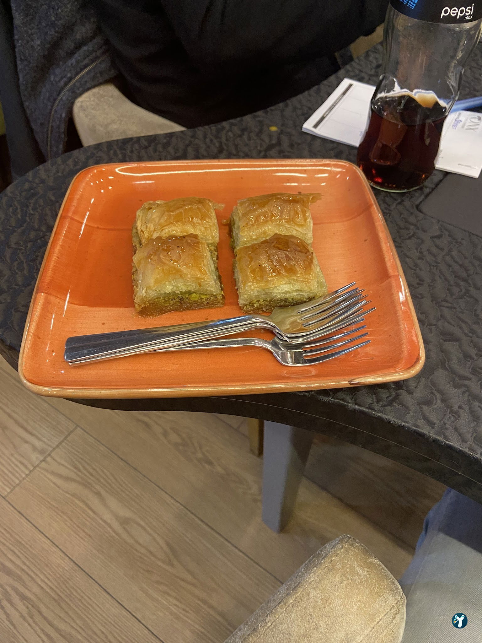 Onx Cafe Patisserie