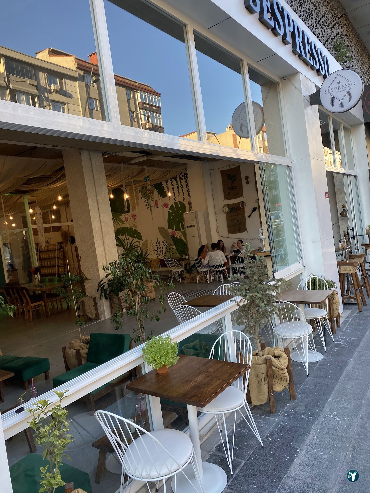 Sespresso Coffee & Bakes