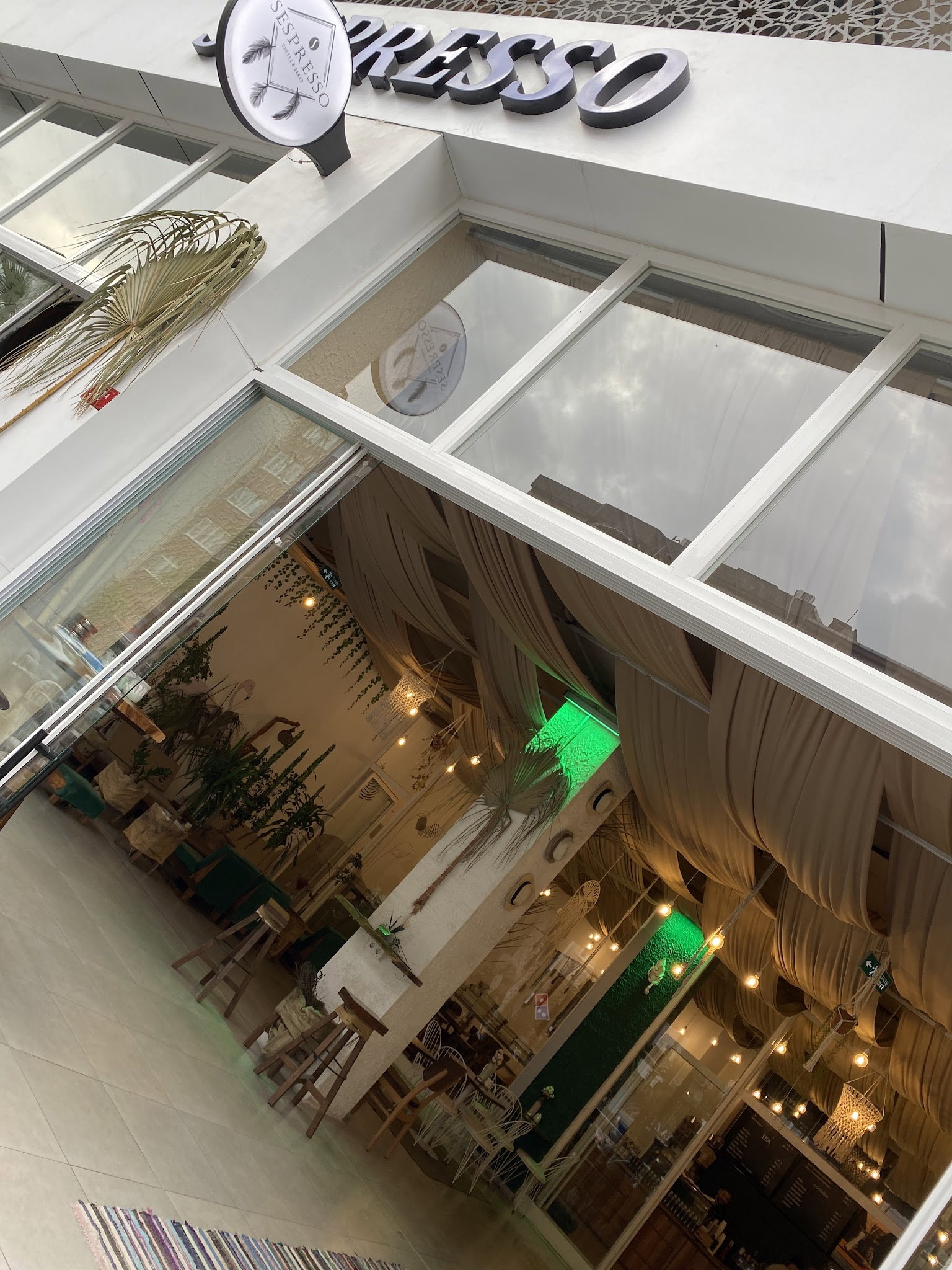 Sespresso Coffee & Bakes