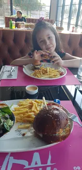Vandal Çamsanpark Avm resimleri