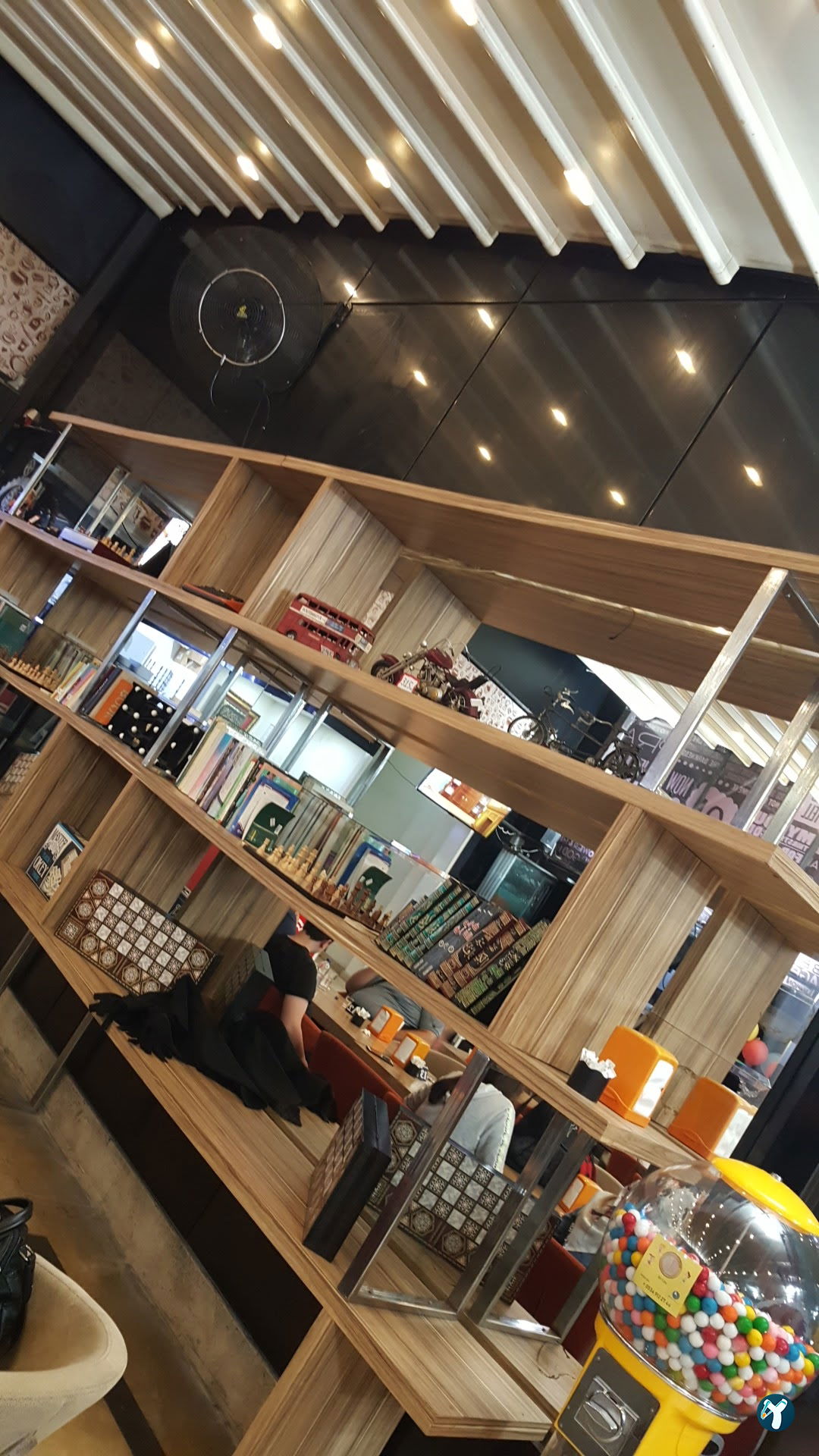 Maximunch Restaurant