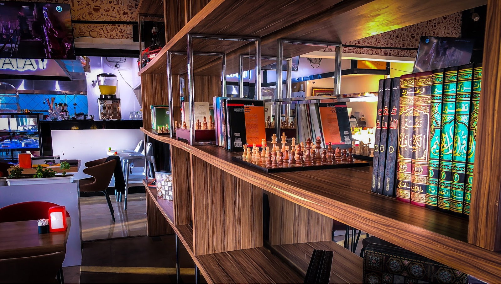 Maximunch Restaurant