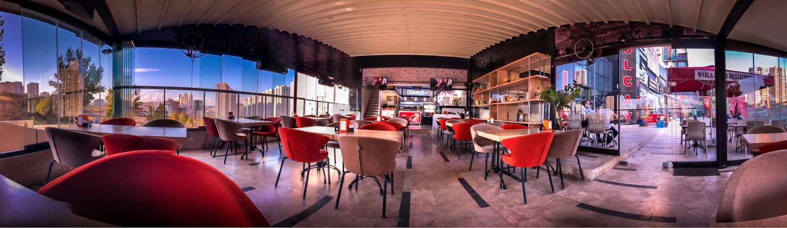 Maximunch Restaurant
