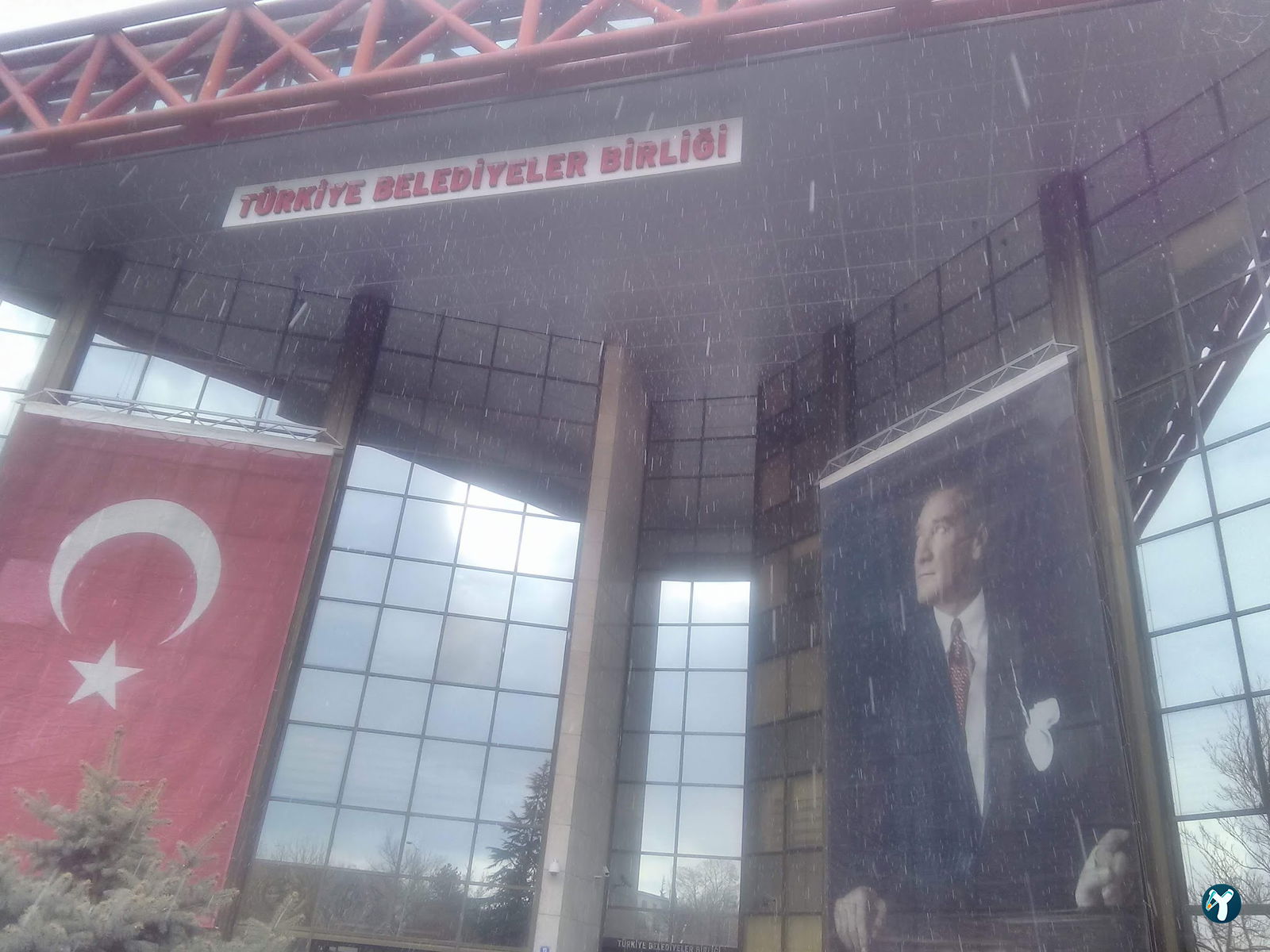 29 Mutlu