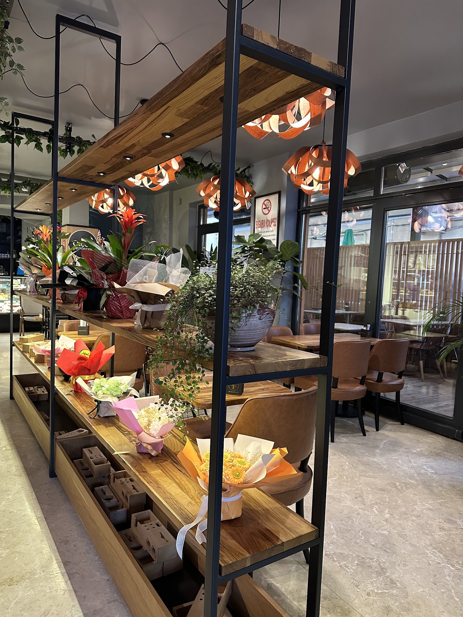 Finestra Cafe